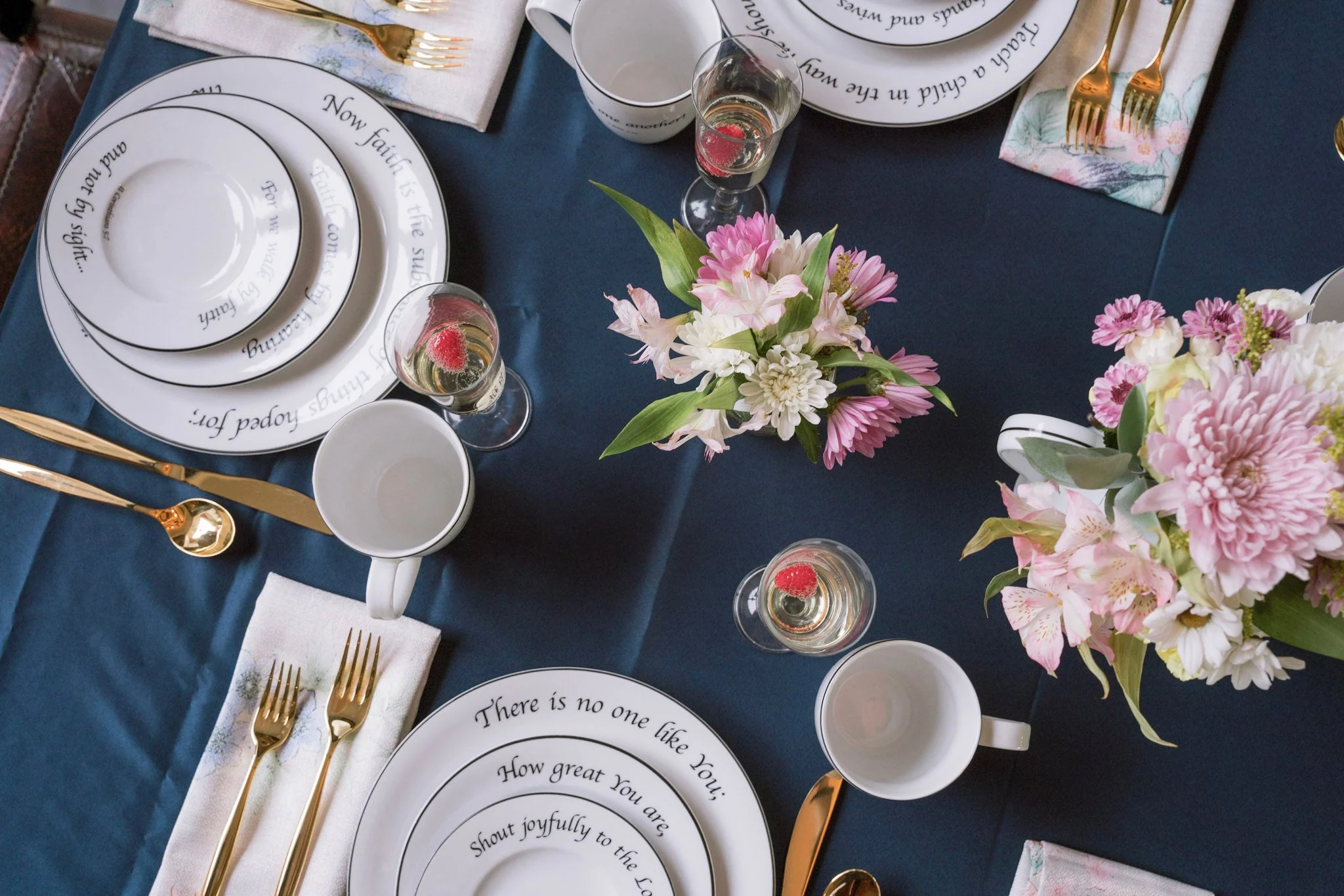 Daily Bread 12-Piece Dinnerware Case - Image 7