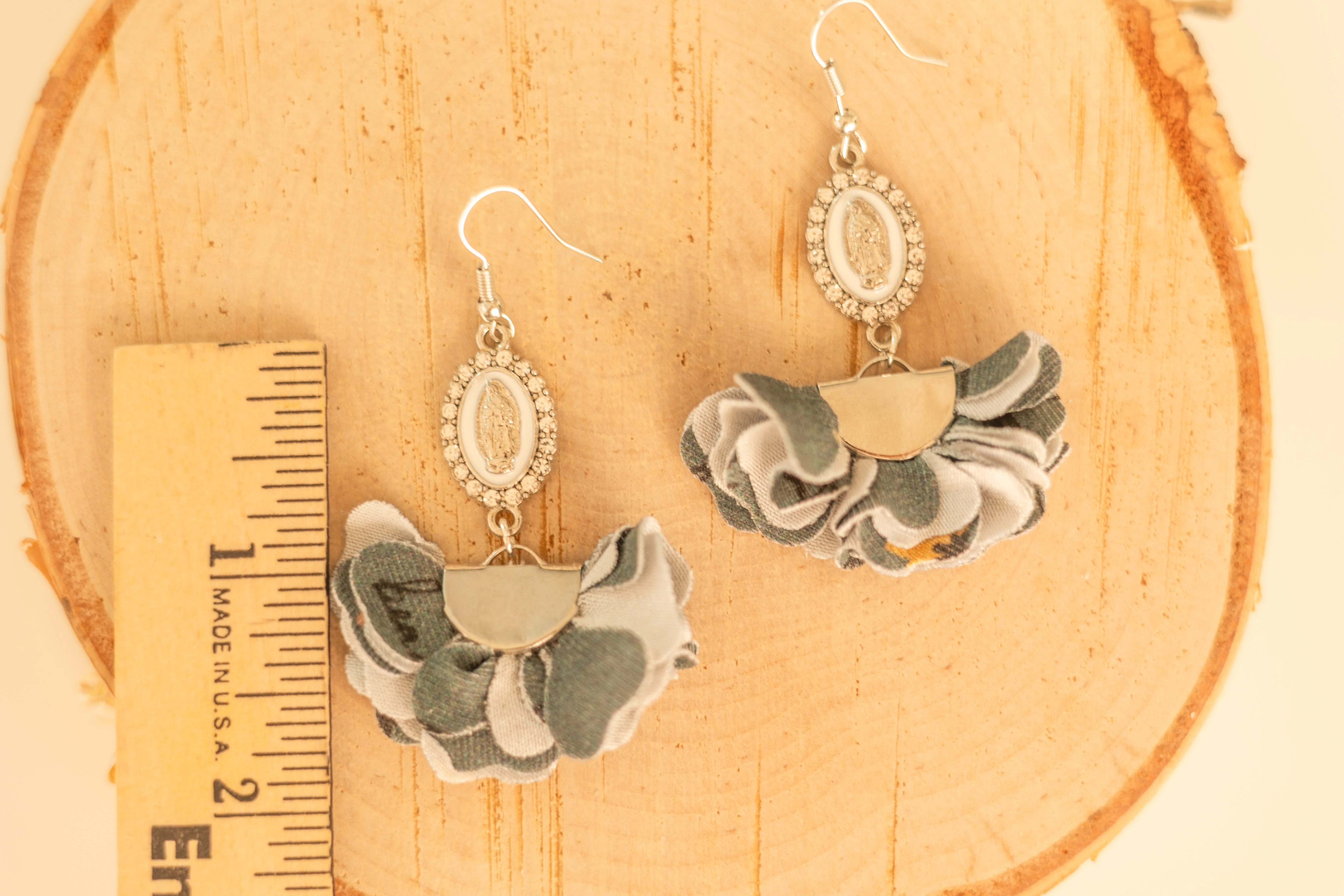Maria - Beloved Wildflowers - Silver - Image 2