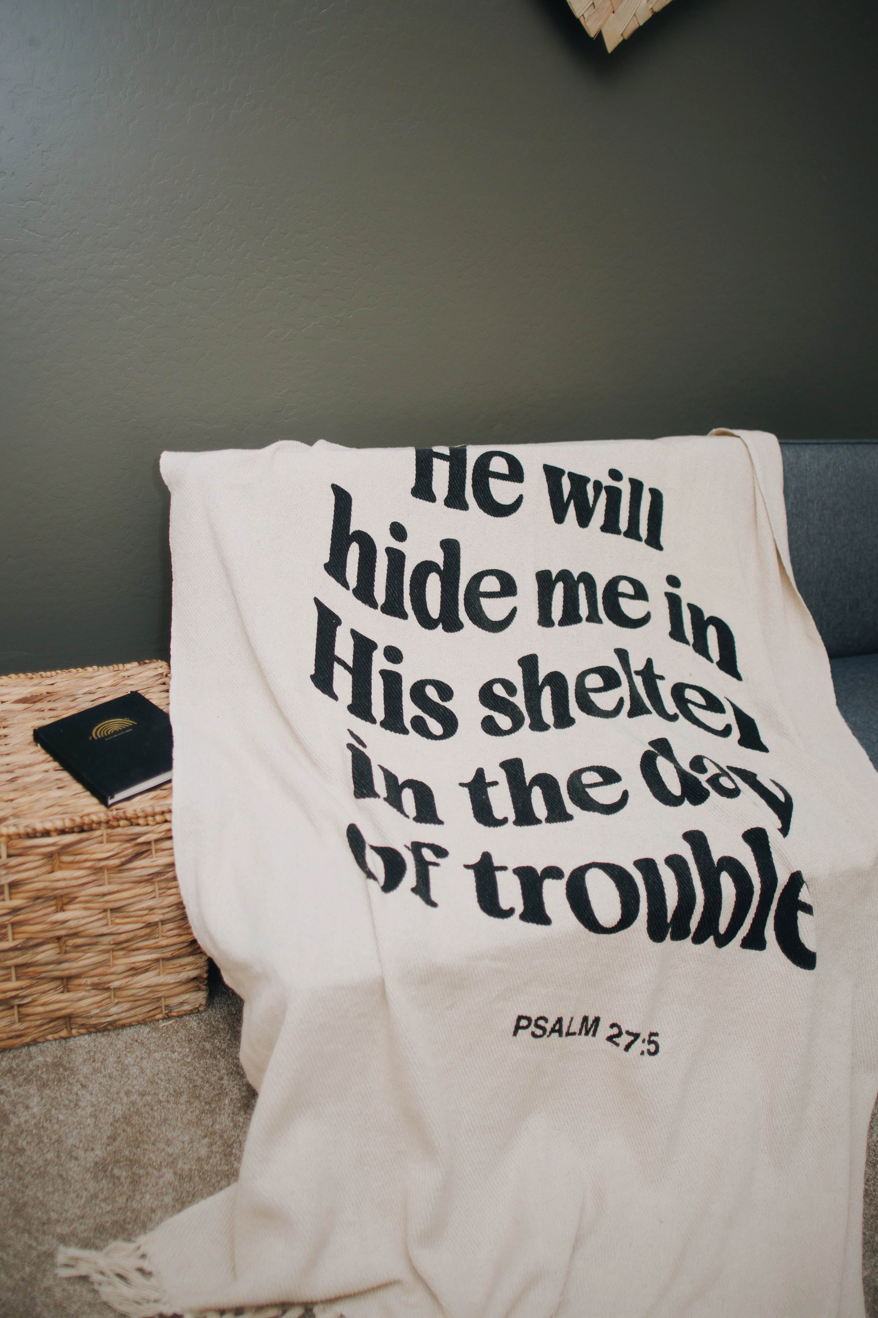 Psalm 27 Throw Blanket - Image 2