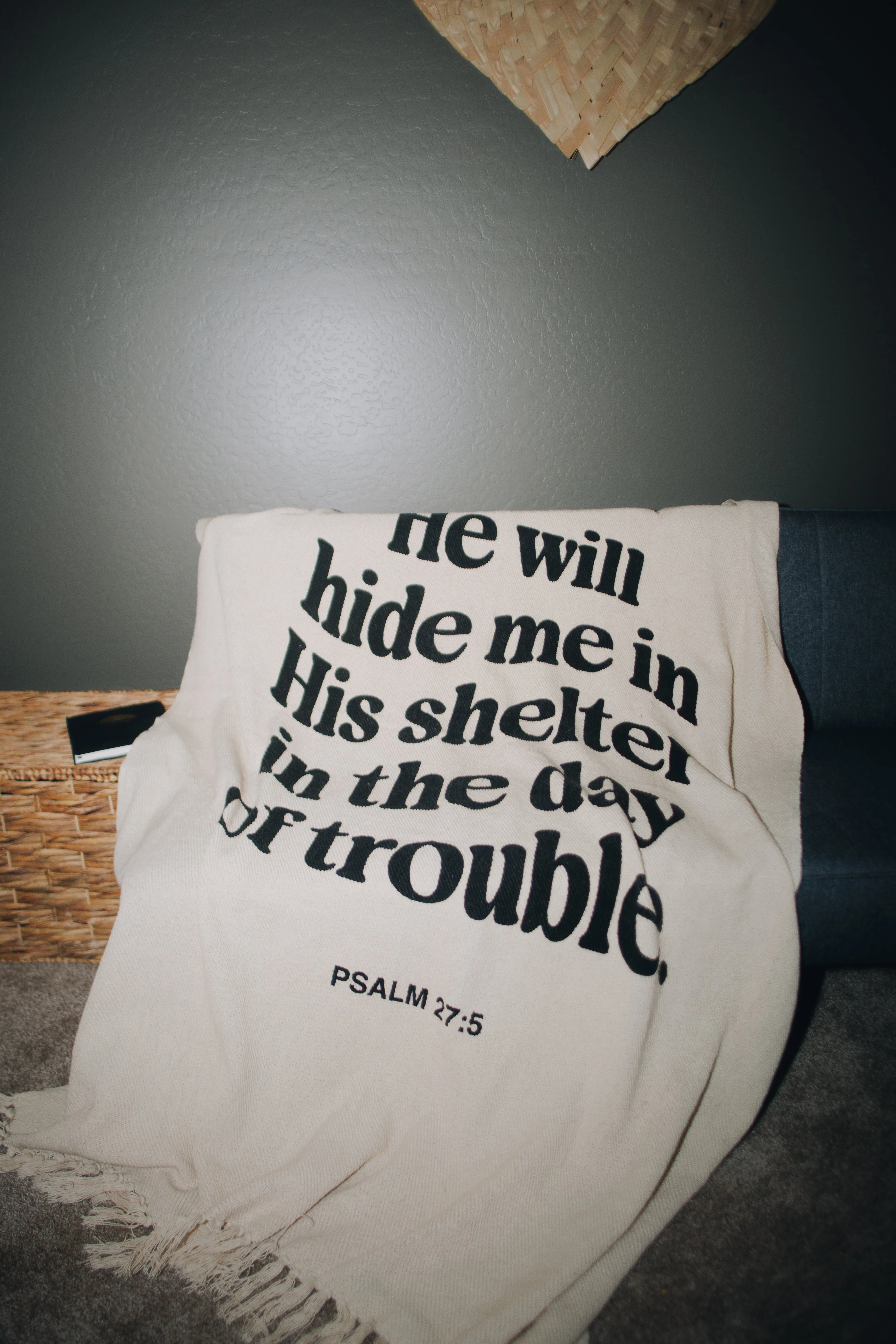 Psalm 27 Throw Blanket - Image 4