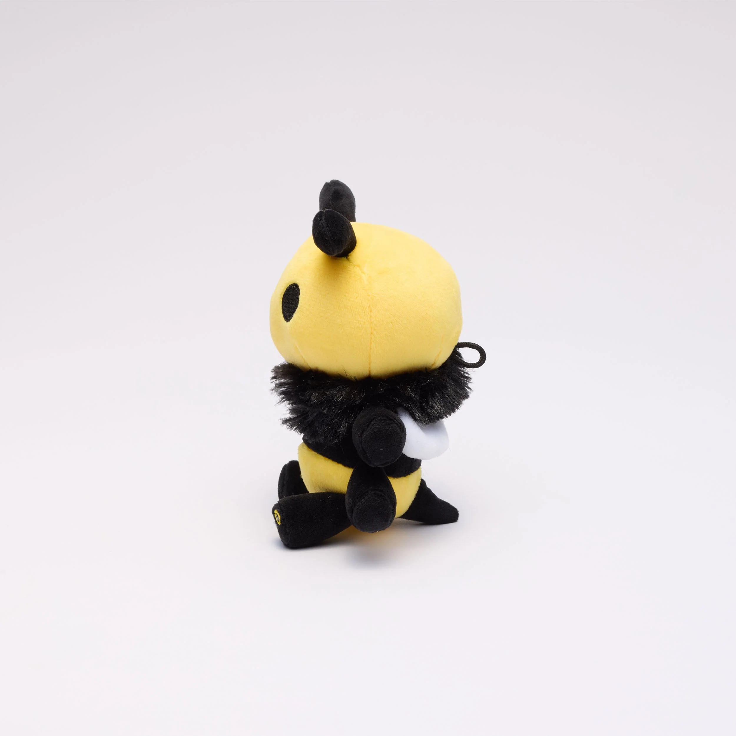 Saint Abigail's Bumblebee - Image 2