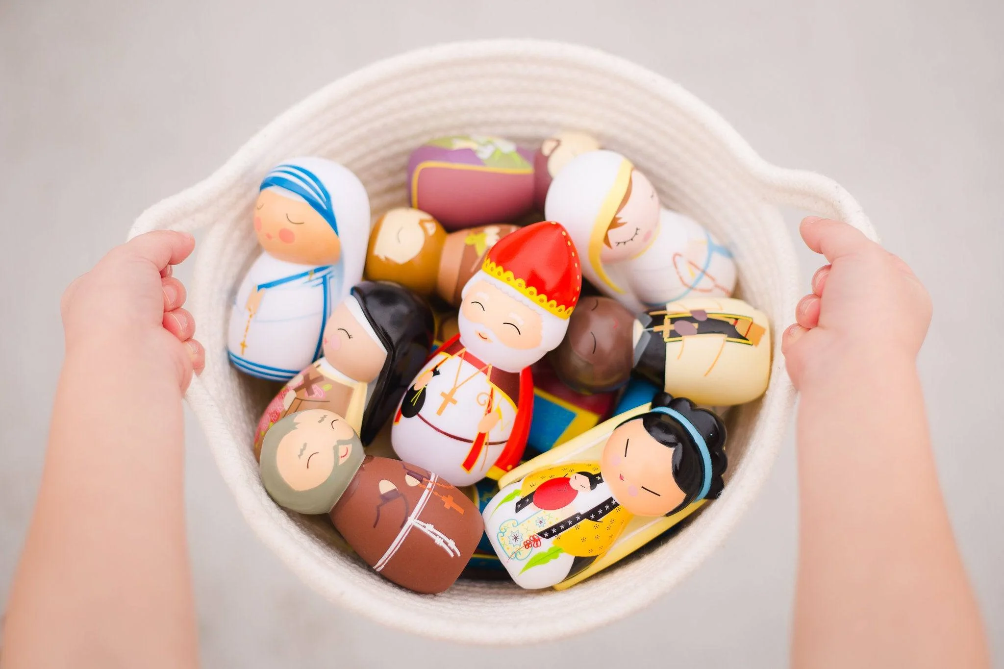 Saint Mother Teresa of Calcutta Shining Light Doll - Image 8