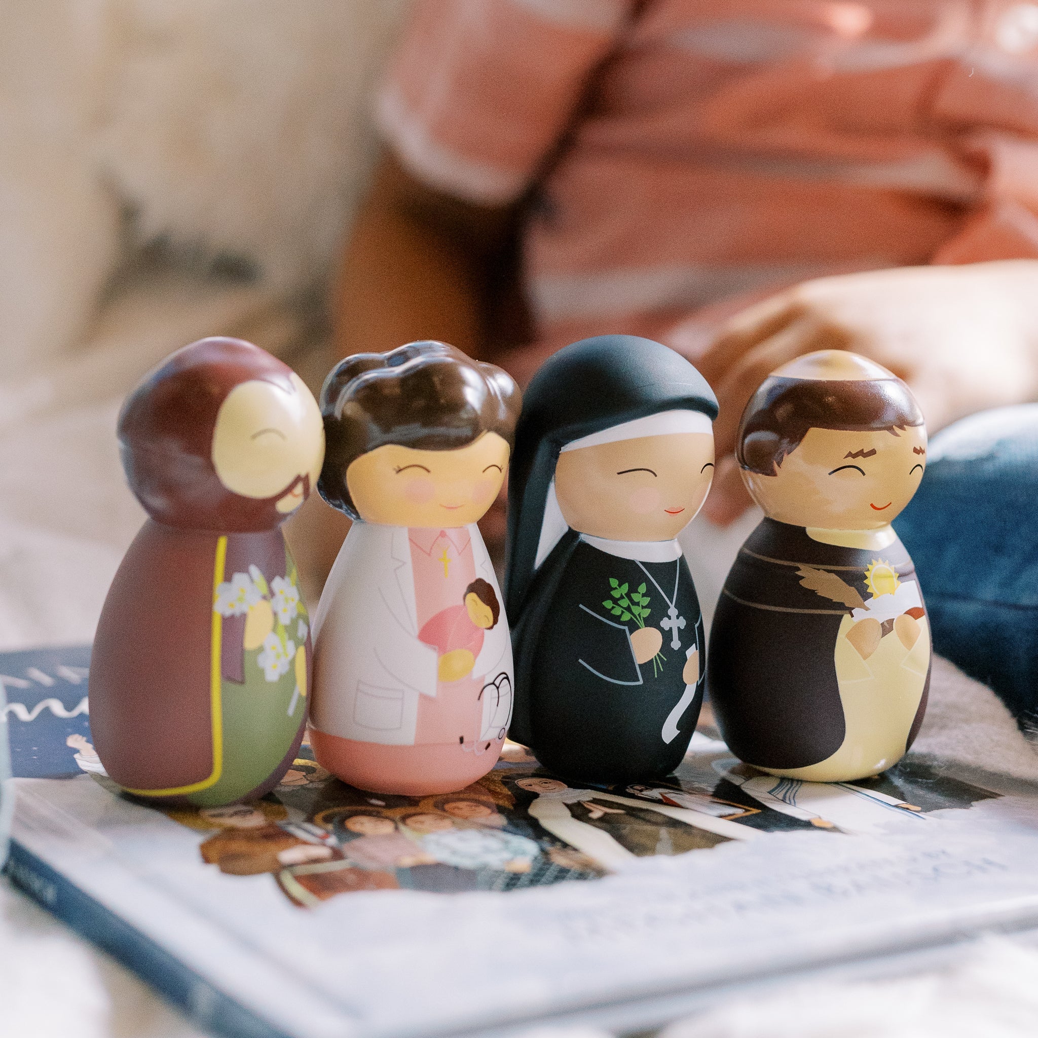 Saint Thomas Aquinas Shining Light Doll - Image 5
