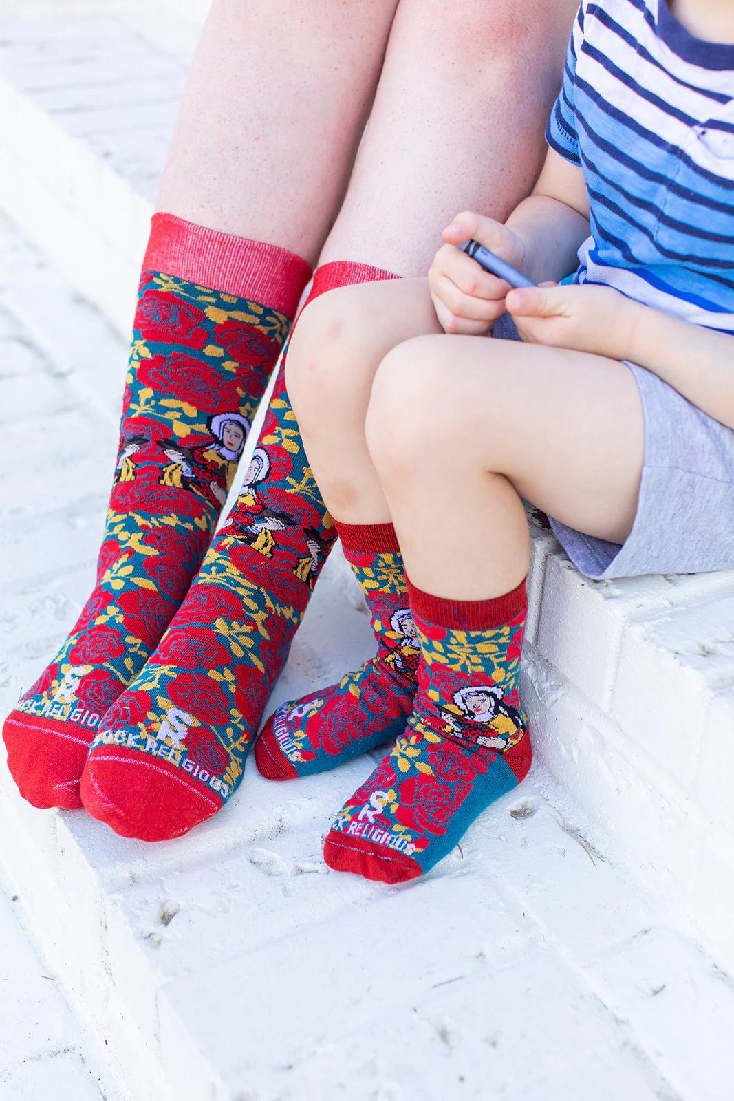 St. Thérèse of Lisieux Adult Socks - Image 4