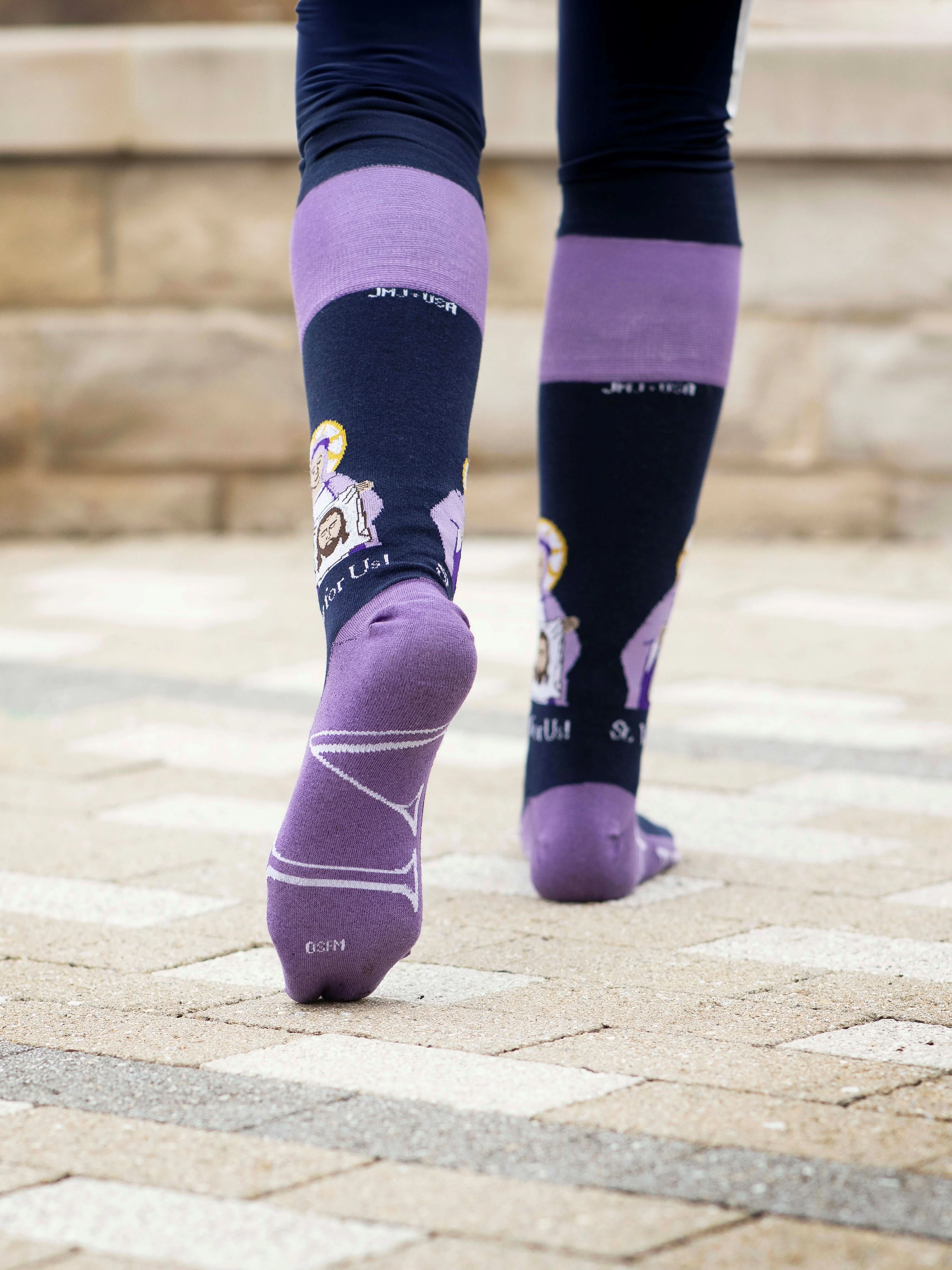 St. Veronica Adult Socks - Image 7